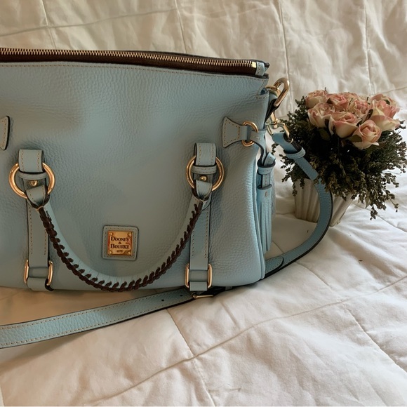 Dooney & Bourke Handbags - Dooney & Bourke Blue Pebbled Leather Satchel!! Make Offer! 🦋